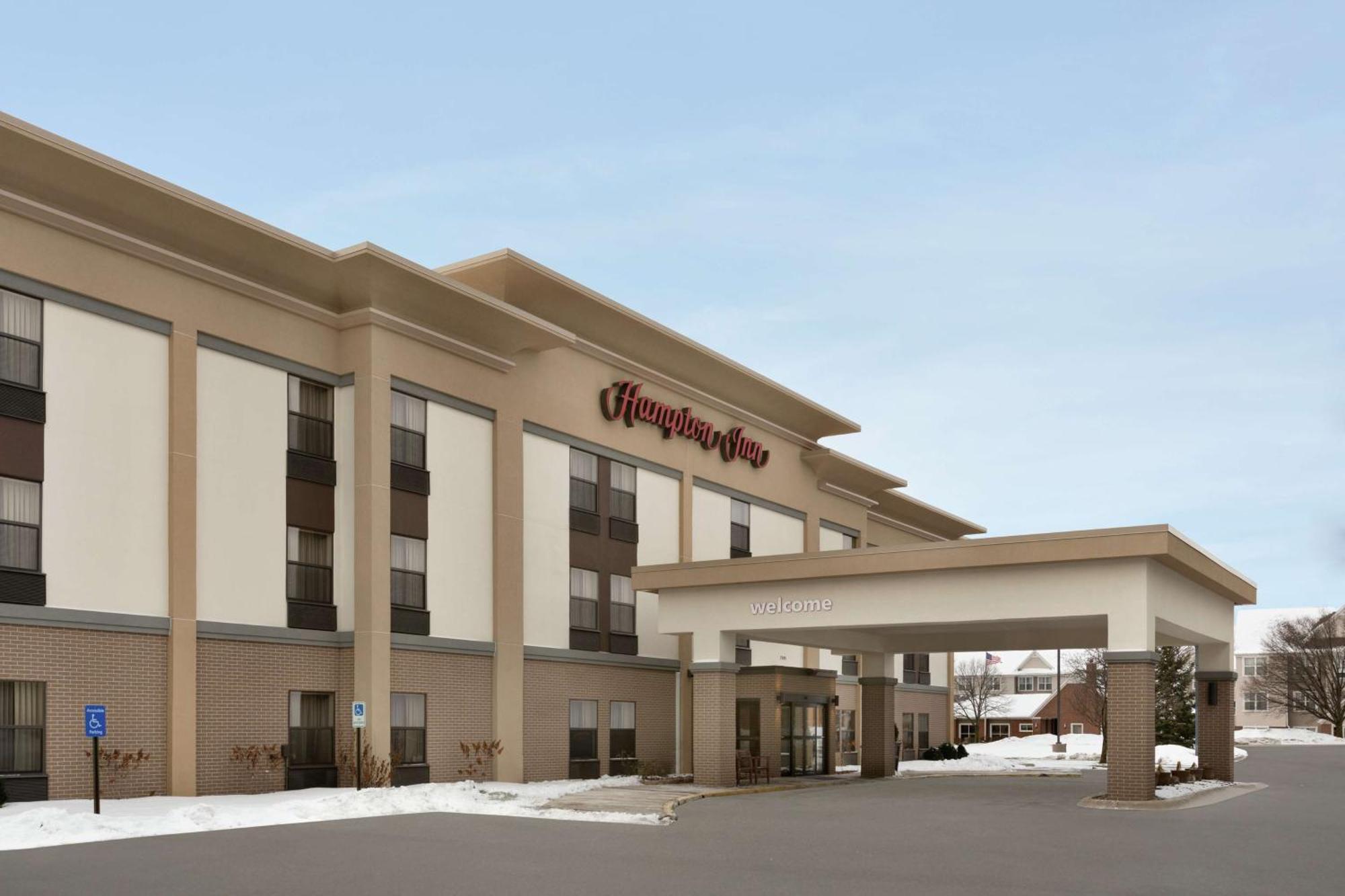 Hampton Inn Youngstown/Boardman Poland Exterior photo